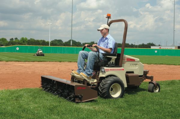 aerate a lawn core coreless aerator