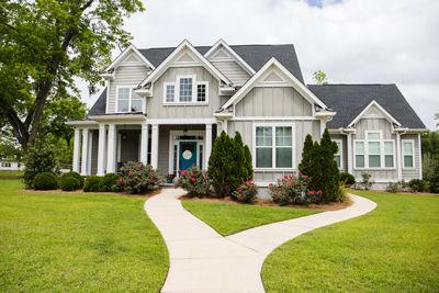Seven Cost-Effective Curb Appeal Tips To Liven Up Your Lawn