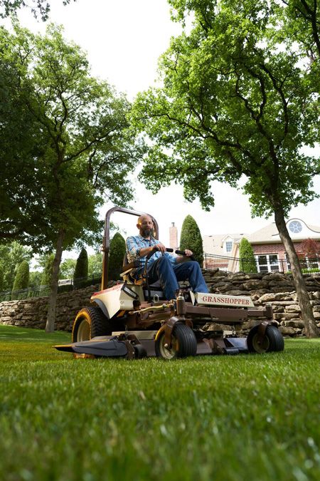 Summer Mowing Strategies For A Healthy, Green Lawn 