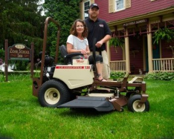 Ohio innkeeper enjoyed summer mowing season with new Grasshopper mower